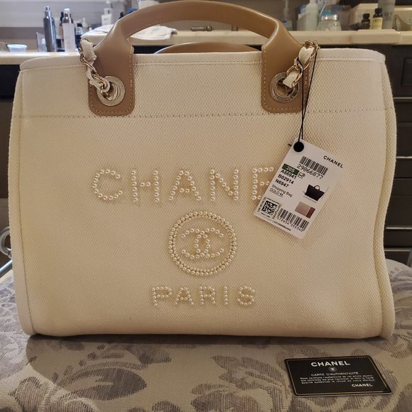 Chanel Deauville Tote - Picture 10 of 17